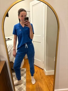 Figs Women's Royal Blue Jogger Scrub set